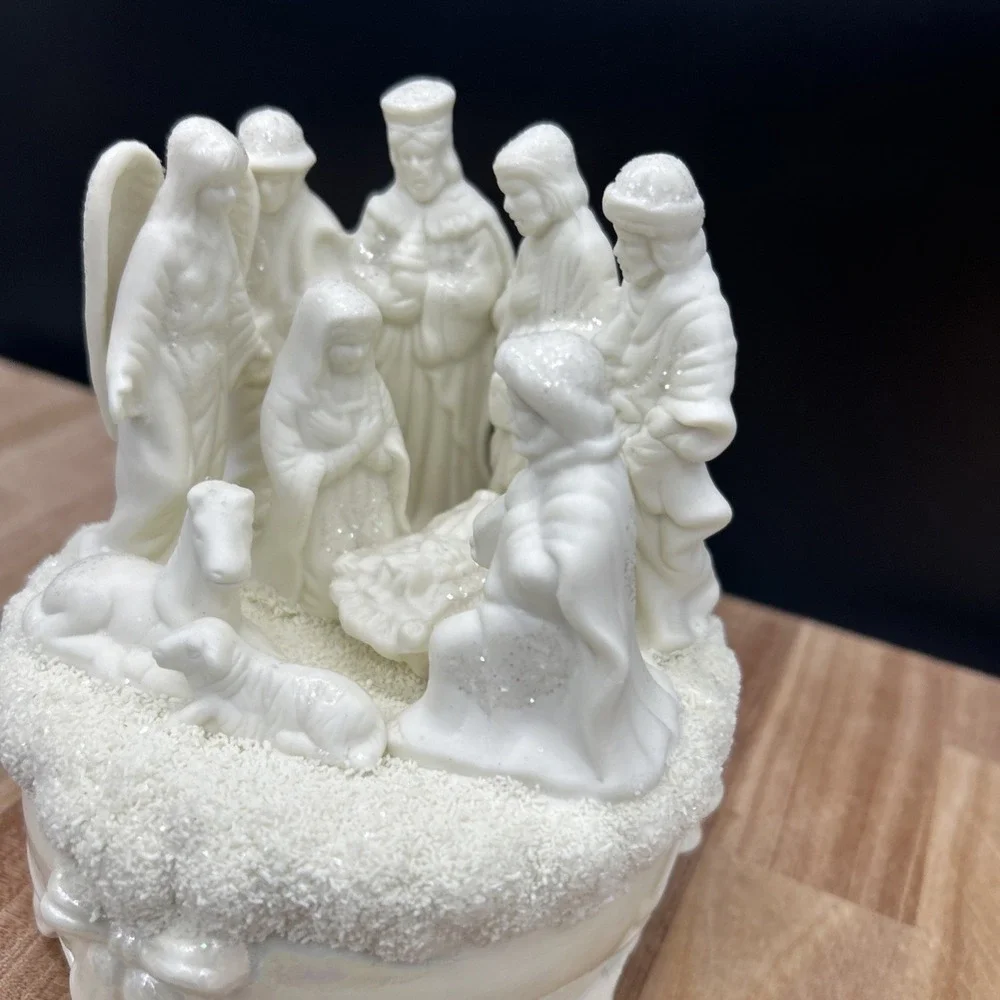 Cracker Barrel Nativity Music Box Silent Night Works Perfectly Christmas Glitter